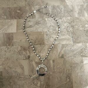 SILVER & MOTHER OF PEARL PENDANT NECKLACE